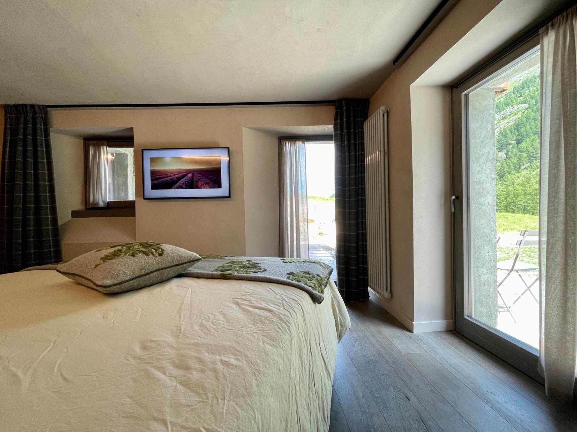 La Reverie De Thumel - Suite Rhêmes-Notre-Dame Chambre photo